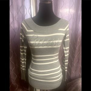 Authentic Guess sweater!!